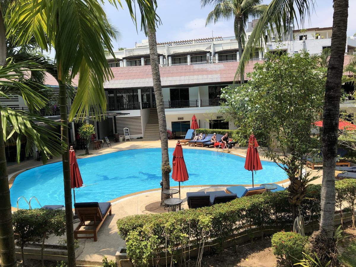 Bamboo Beach Hotel & Spa Patong Extérieur photo