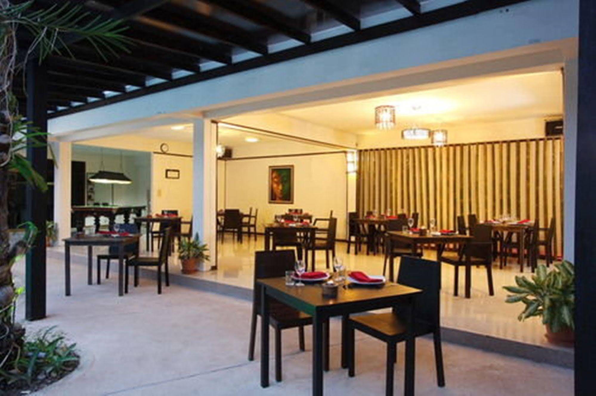 Bamboo Beach Hotel & Spa Patong Extérieur photo